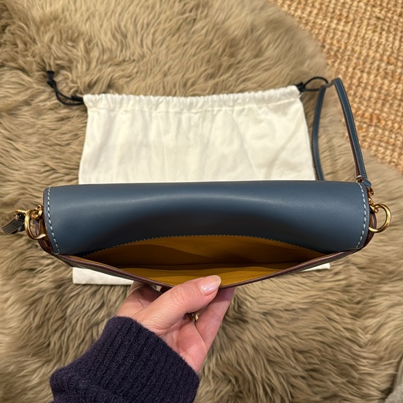 Coach Dinky crossbody bag - Picture 7 of 11